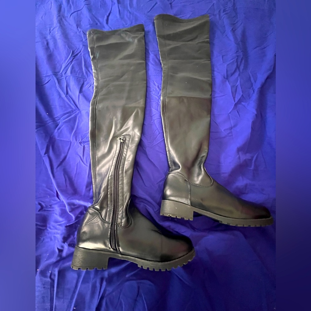 Size 7 black combat thigh high boot
